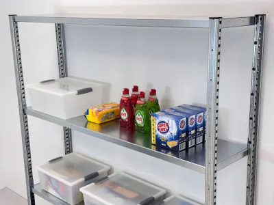 Stellingkast legborden eenvoudig te verstellen
