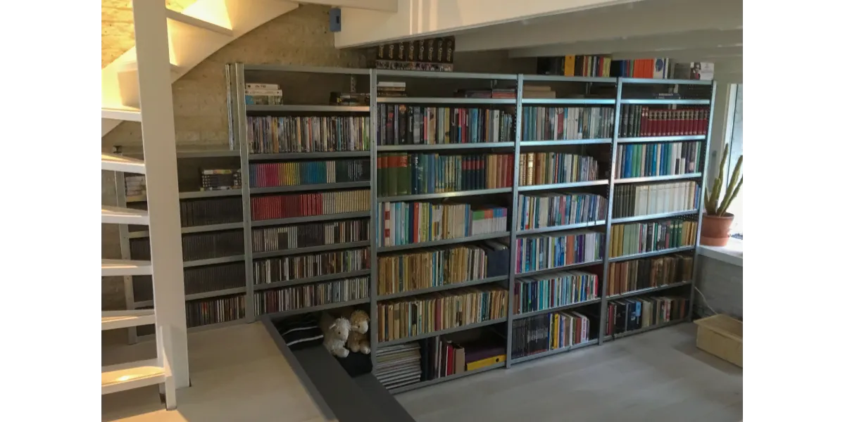 Hoe kies je de perfecte boekenkast voor jouw ruimte - Stellingkast